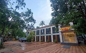 Hotel Moon Lite Residency - Marve Road Malad West